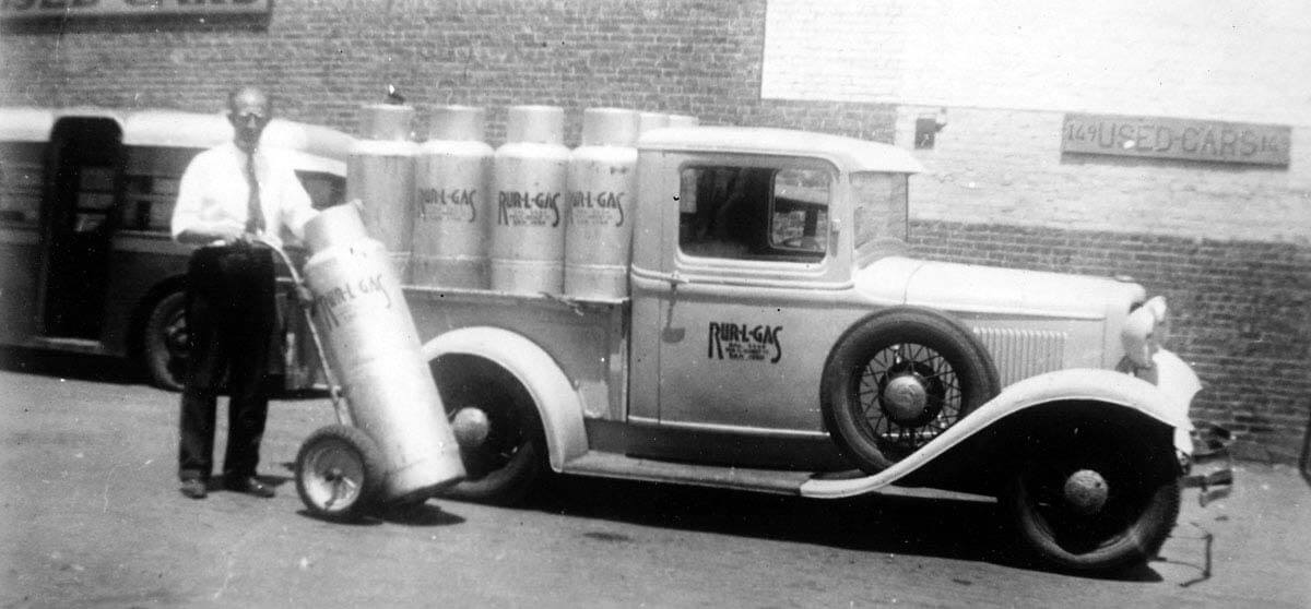 Rur-L-Gas, 1939